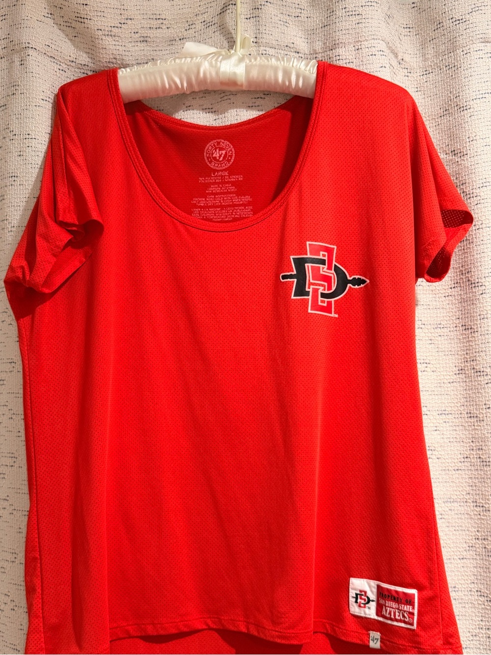 Aztecs Women’s Red Scoop Neck SDSU  Short Sleeve Tee